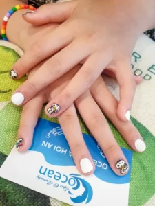 Nail in An Bang beach Hoi An 11